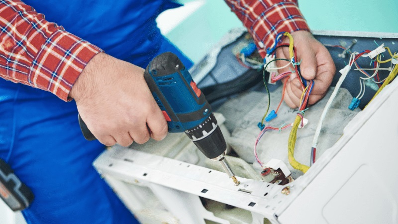 Erenler Bosch Bosch çamaşır makinesi kart tamiri – Su almama arızası orijinal parça ile giderildi. - Teknik servis örneği
